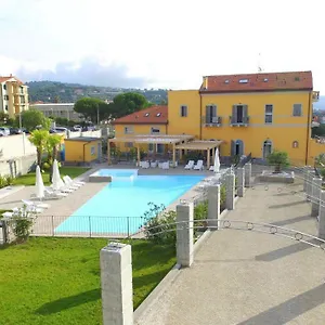 Aparthotel Canepa, Diano Marina
